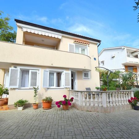 Apartments Julia Чизичі Екстер'єр фото
