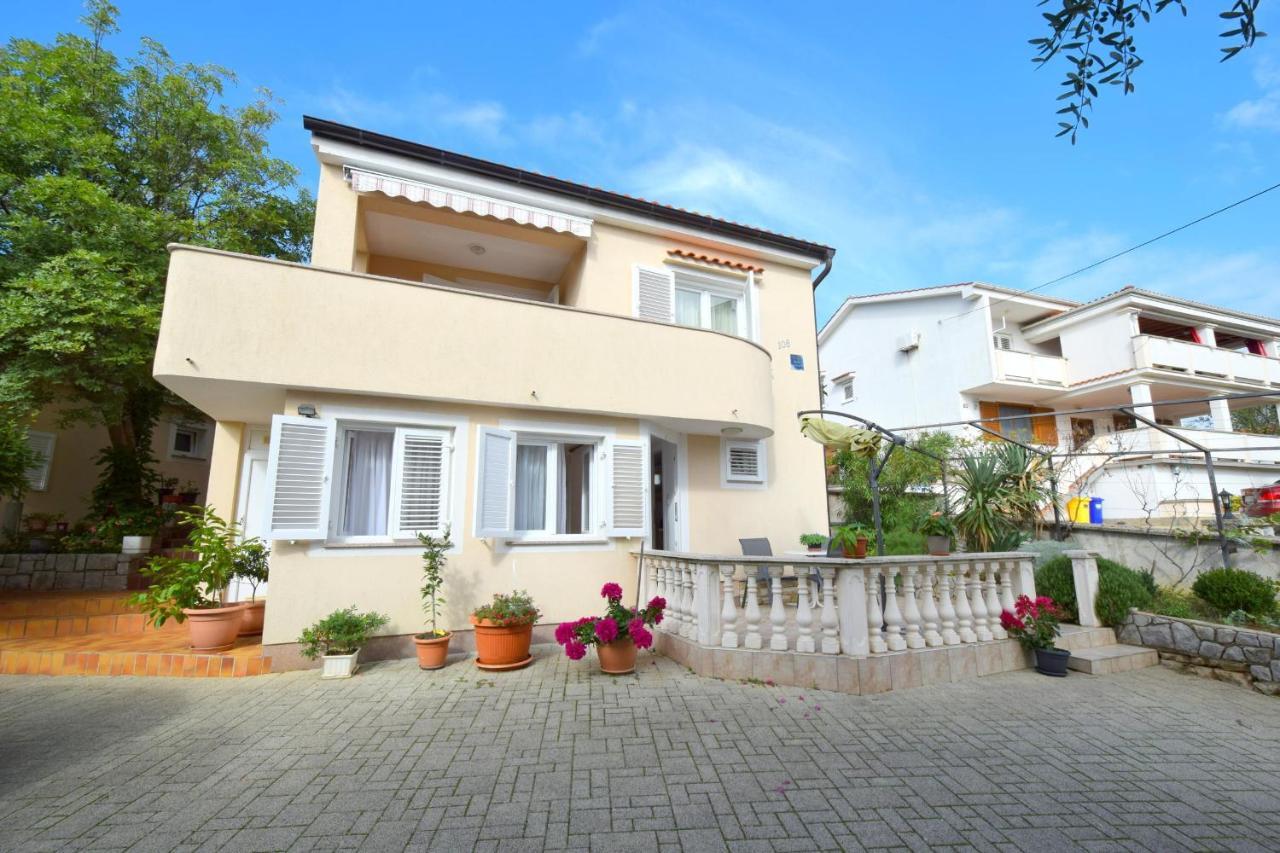 Apartments Julia Чизичі Екстер'єр фото